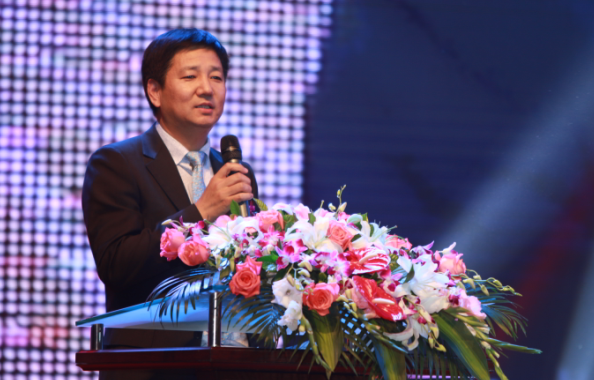 徐华峰在馨波尔成立二十周年庆典大会上的讲话